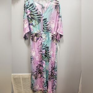 Apana Resort NWT Floral Maxi Beach Cover-up in Purple and Green, Medium